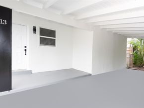 713 SW 4th Ct, Hallandale Beach FL 33009