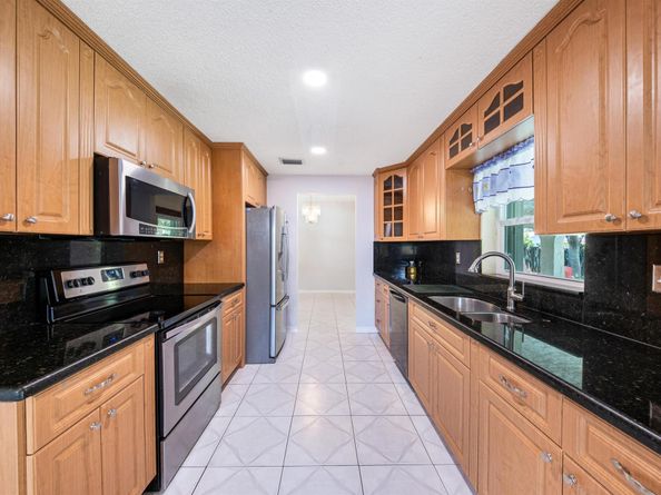 5340 SW 115th Avenue, Cooper City FL 33330
