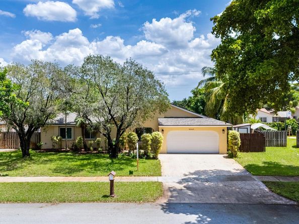 5340 SW 115th Avenue, Cooper City FL 33330