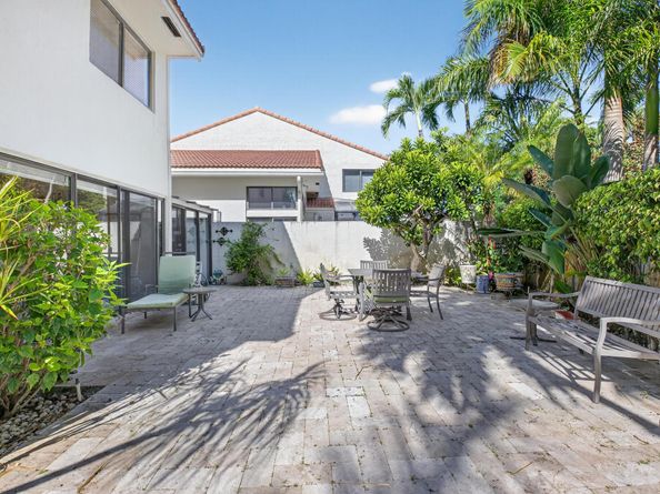 7481 Bondsberry Court, Boca Raton FL 33434