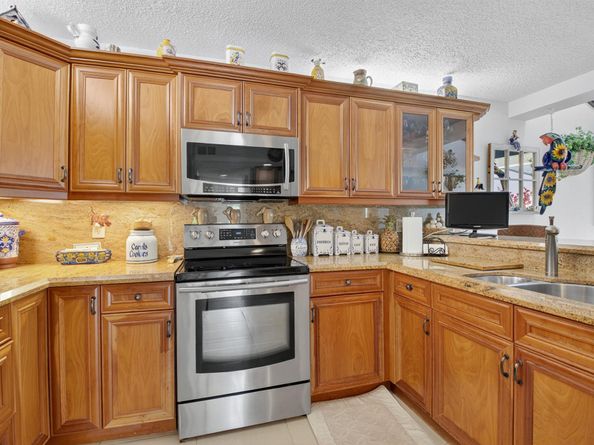 7481 Bondsberry Court, Boca Raton FL 33434