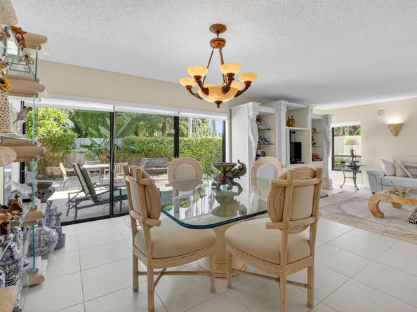 7481 Bondsberry Court, Boca Raton FL 33434