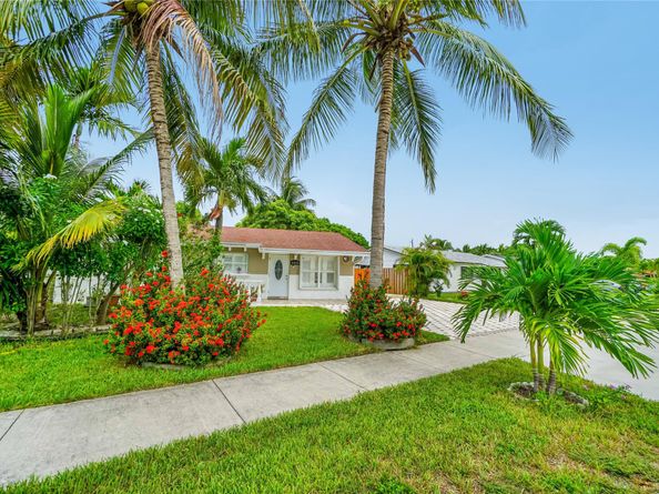 4350 NW 61st St, Fort Lauderdale FL 33319