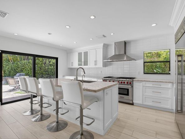 3541 Pine Lake Court, Delray Beach FL 33445