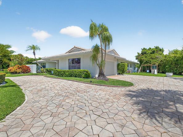 3541 Pine Lake Court, Delray Beach FL 33445