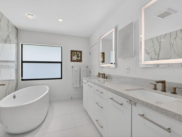 3541 Pine Lake Court, Delray Beach FL 33445