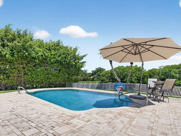 3541 Pine Lake Court, Delray Beach FL 33445