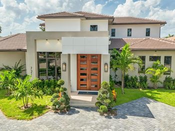 721 NE 34th Street