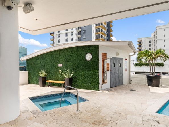 315 NE 3rd Ave 1808, Fort Lauderdale FL 33301
