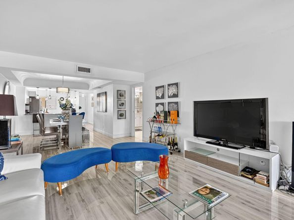 23277 Barwood Lane N 403, Boca Raton FL 33428