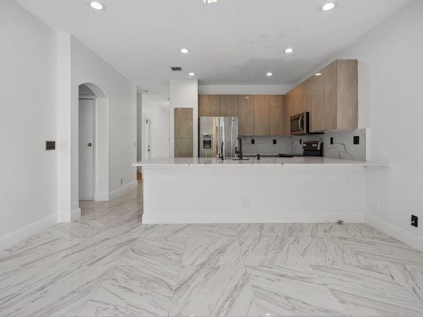 4083 Lake Tahoe Circle, West Palm Beach FL 33409