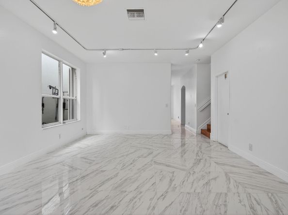 4083 Lake Tahoe Circle, West Palm Beach FL 33409