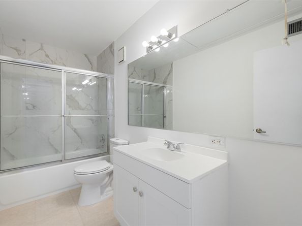 5203 Wheatley Ct, Boynton Beach FL 33436