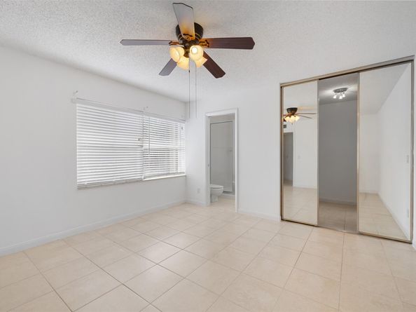 5203 Wheatley Ct, Boynton Beach FL 33436