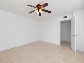5203 Wheatley Ct, Boynton Beach FL 33436