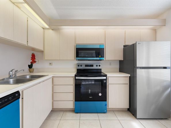 5203 Wheatley Ct, Boynton Beach FL 33436