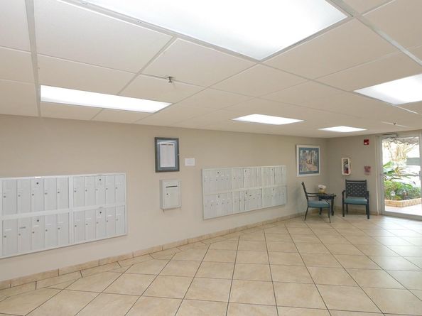 3910 Inverrary Blvd 805B, Lauderhill FL 33319