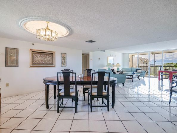3910 Inverrary Blvd 805B, Lauderhill FL 33319