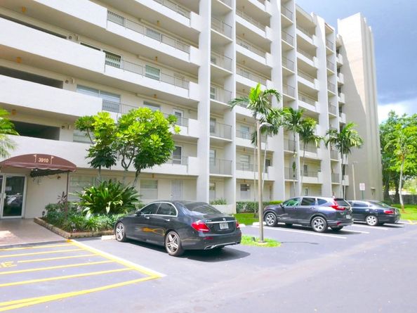 3910 Inverrary Blvd 805B, Lauderhill FL 33319