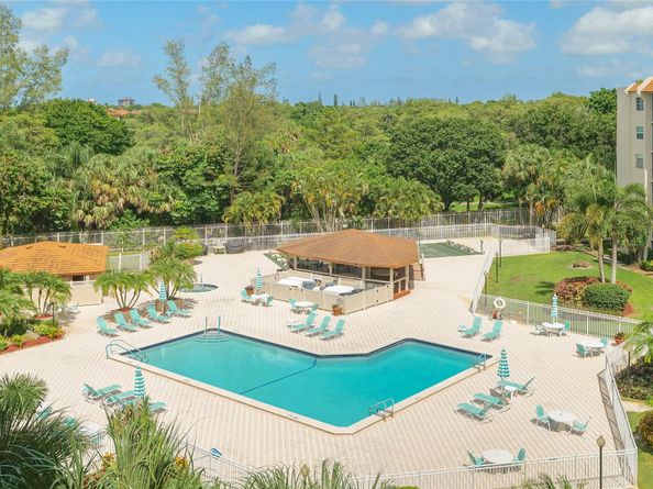 3910 Inverrary Blvd 805B, Lauderhill FL 33319