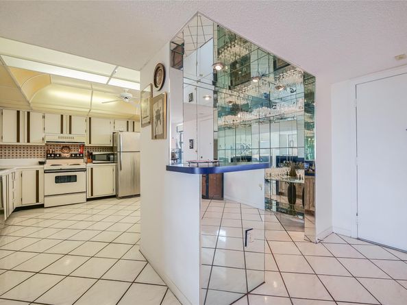 3910 Inverrary Blvd 805B, Lauderhill FL 33319