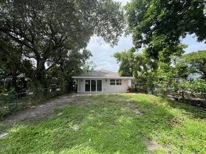 828 S B Street, Lake Worth Beach FL 33460
