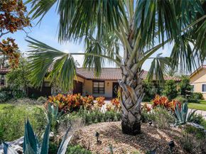9468 NW 2nd St, Coral Springs FL 33071