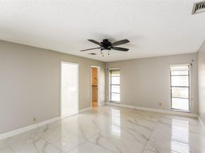9468 NW 2nd St, Coral Springs FL 33071