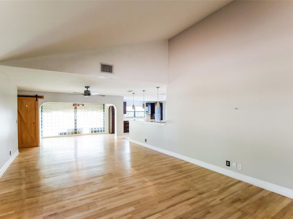 9468 NW 2nd St, Coral Springs FL 33071