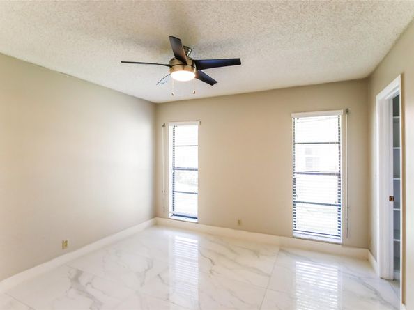 9468 NW 2nd St, Coral Springs FL 33071