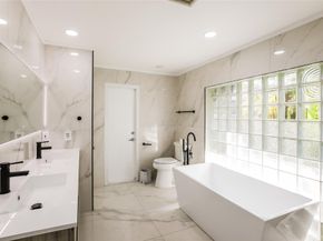 9468 NW 2nd St, Coral Springs FL 33071