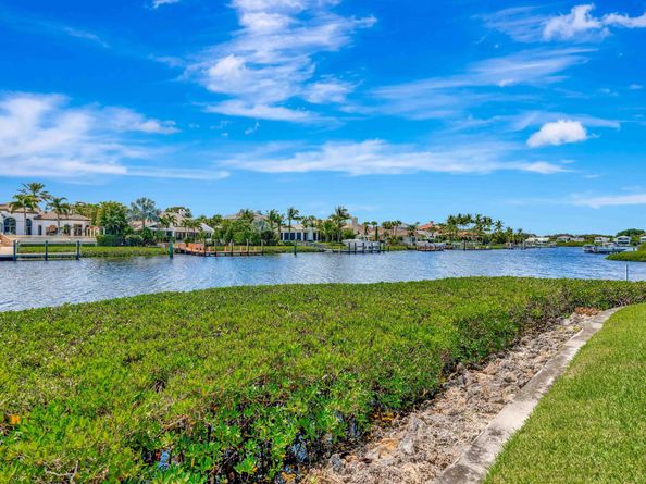 185 Island Drive, Jupiter FL 33477