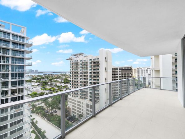3100 N Ocean Drive H1509, Singer Island FL 33404