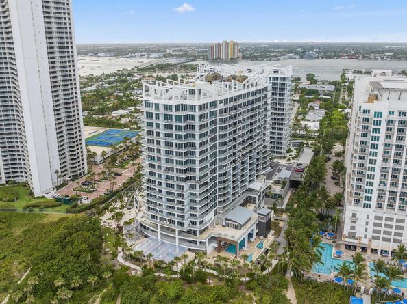 3100 N Ocean Drive H1509, Singer Island FL 33404