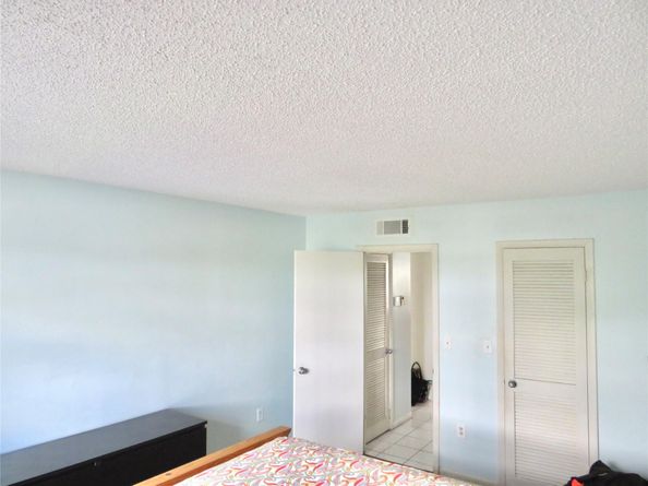 8460 Sunrise Lakes Blvd 307, Sunrise FL 33322