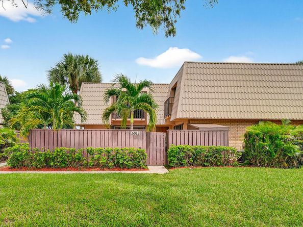 6818 68th Way, West Palm Beach FL 33409