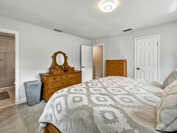 2512 SW Natura Blvd, Deerfield Beach FL 33441