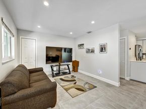 2512 SW Natura Blvd, Deerfield Beach FL 33441