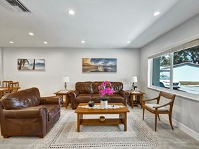 2512 SW Natura Blvd, Deerfield Beach FL 33441