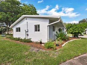2512 SW Natura Blvd, Deerfield Beach FL 33441