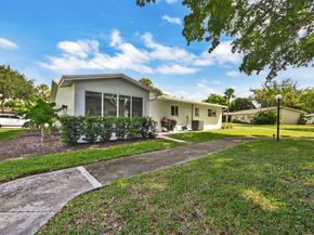 2512 SW Natura Blvd, Deerfield Beach FL 33441