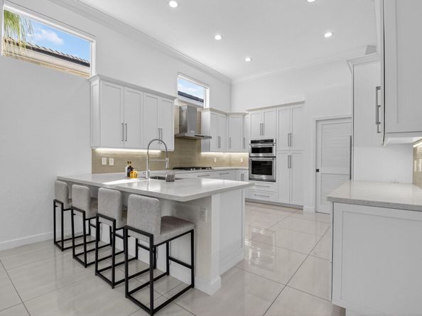 6270 NW 43rd Terrace, Boca Raton FL 33496