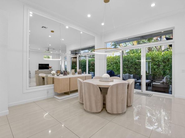 6270 NW 43rd Terrace, Boca Raton FL 33496