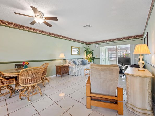 2747 Dudley Drive E A, West Palm Beach FL 33415