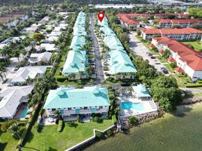 125 Barefoot Cove, Hypoluxo FL 33462
