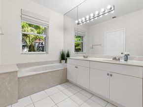 125 Barefoot Cove, Hypoluxo FL 33462