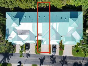 125 Barefoot Cove, Hypoluxo FL 33462