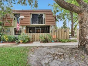 4887 NW 94th Ter 4887, Sunrise FL 33351