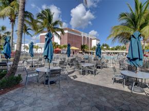 2069 Oakridge F 2069, Deerfield Beach FL 33442