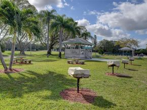 2069 Oakridge F 2069, Deerfield Beach FL 33442